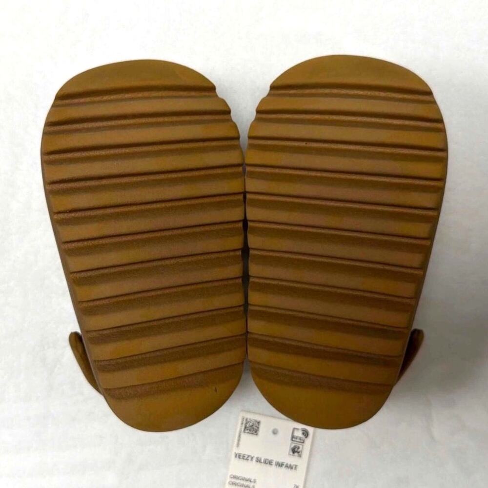 adidas Yeezy Slides Infants 'Ochre' GW1933 | 7K - Picture 5 of 10